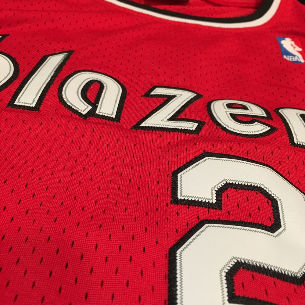 ***SOLD*** Drexler Retro Blazers NBA Jersey - Picture 2 of 7